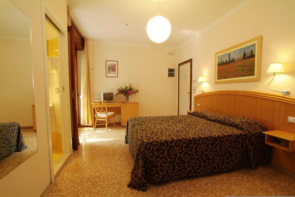 Hotel Horizonte Bibione Exterior photo